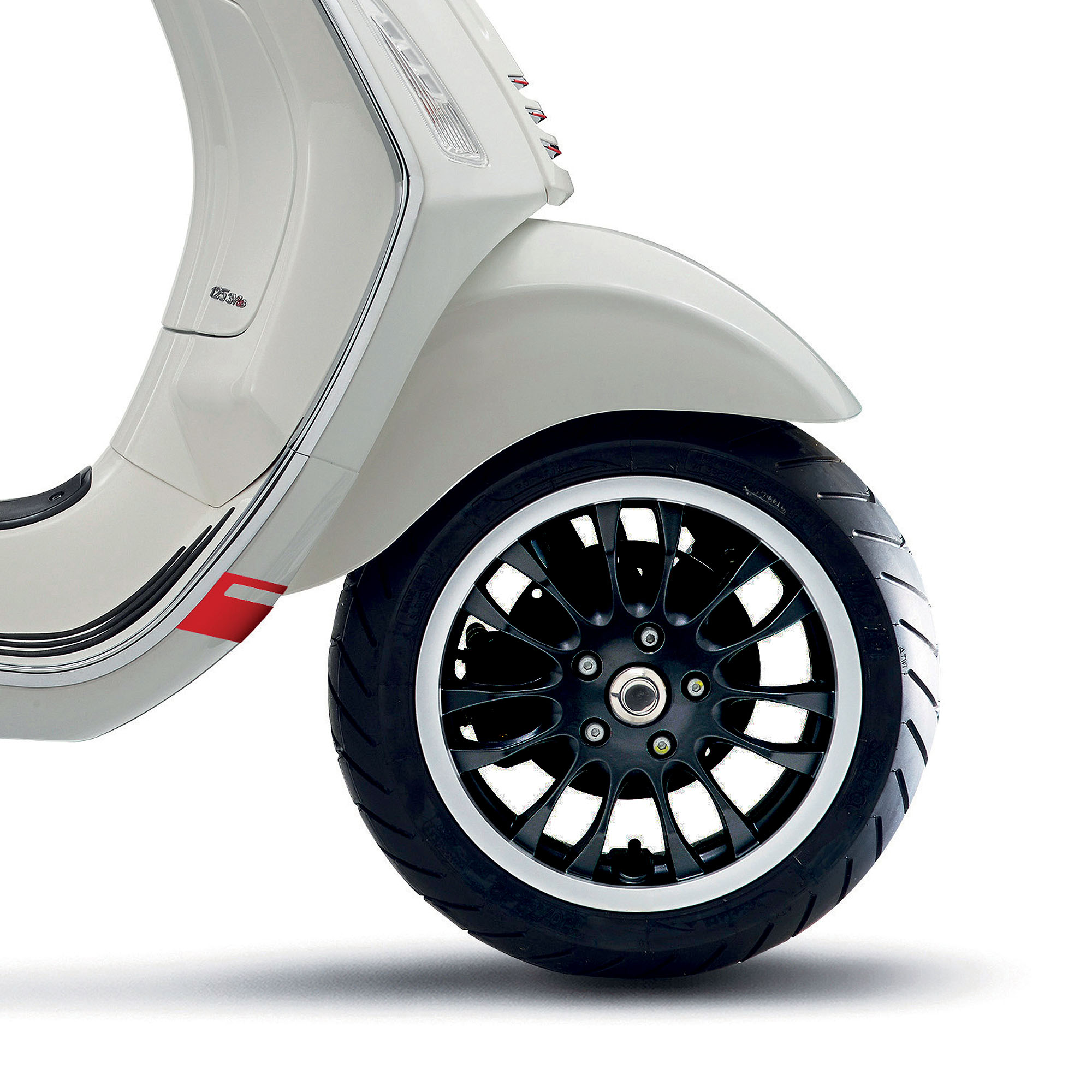 Jante noire pour Vespa Sprint